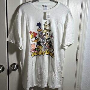 NWT Looney Tunes T-Shirt Solid White Cartoon Bugs‎ Bunny and the Gang Size Large